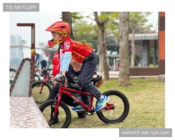 自行车俱乐部完善青少年训练营家长指南，自行车训练场